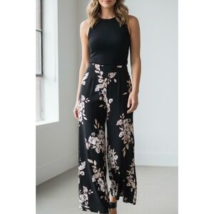 Dynamite Floral Black Wide Leg Flowy Pants Size Medium